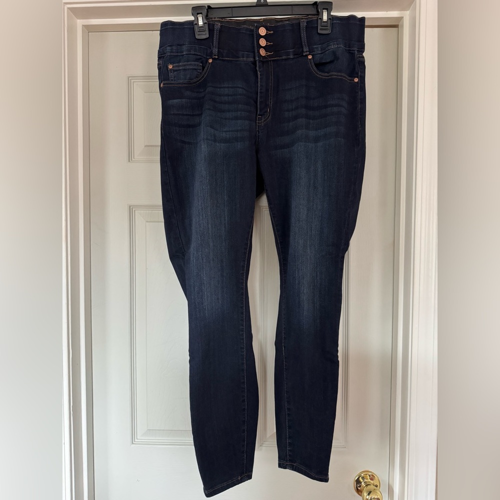 Women's Dark Blue Jeans